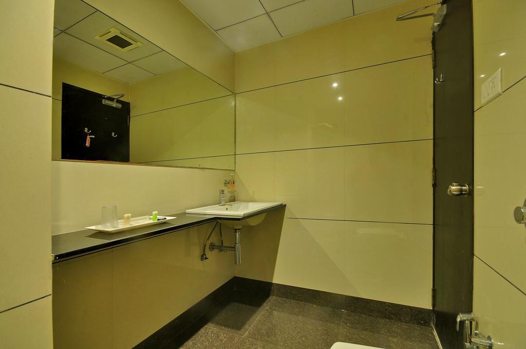 Hotel Magnum Inn 주나가드 외부 사진