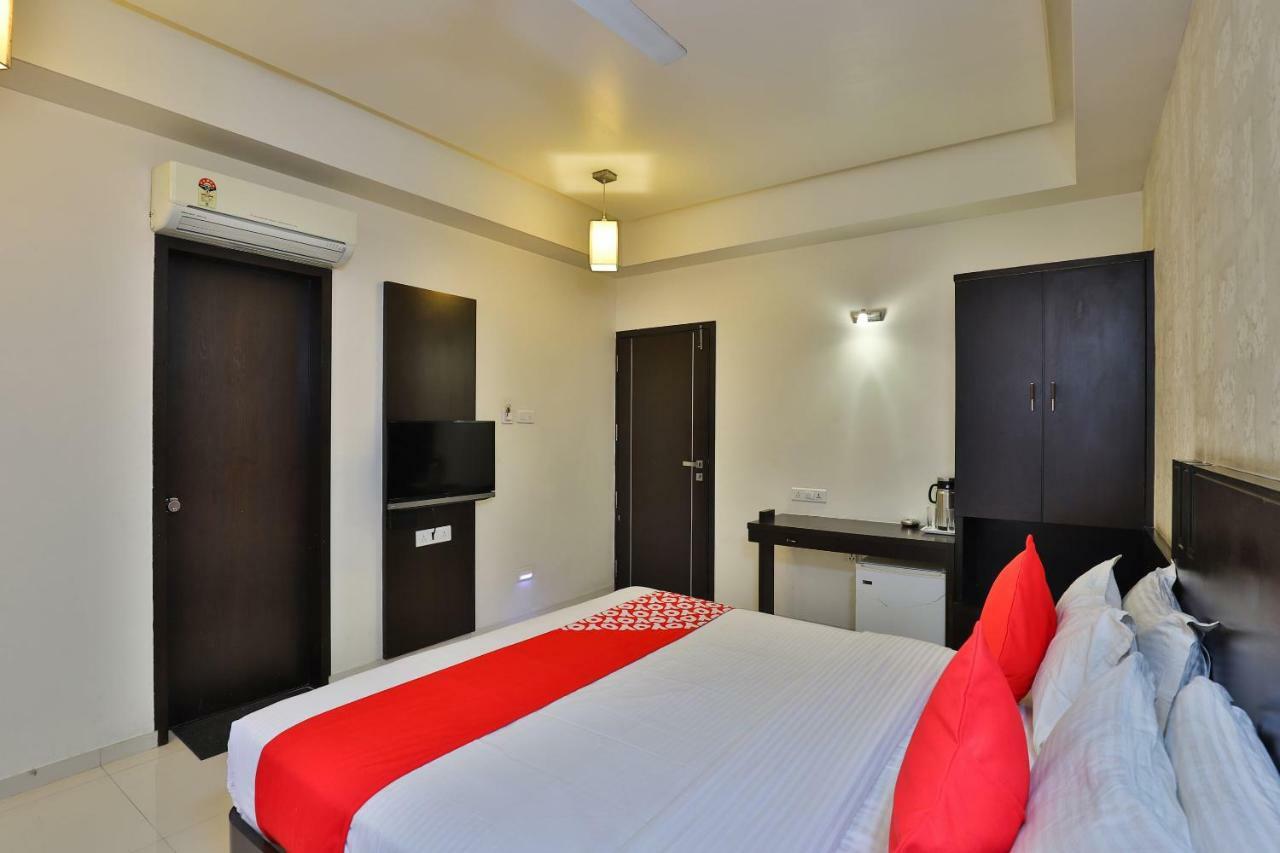 Hotel Magnum Inn 주나가드 외부 사진